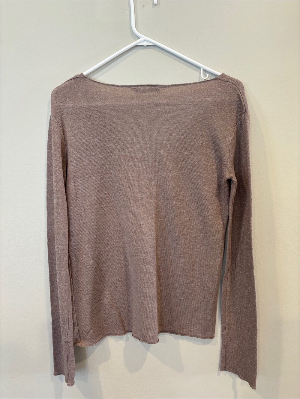 Zara Long Sleeve V-Neck Top in Mauve Taupe - Picture 3 of 3